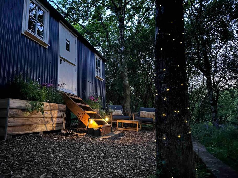 Cornwall Woodland Shepherd'S Hut - Dennis Hut โบดมิน ภายนอก รูปภาพ